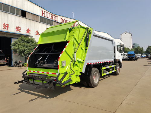 東風(fēng)壓縮式垃圾車 高效環(huán)衛(wèi)的可靠之選
